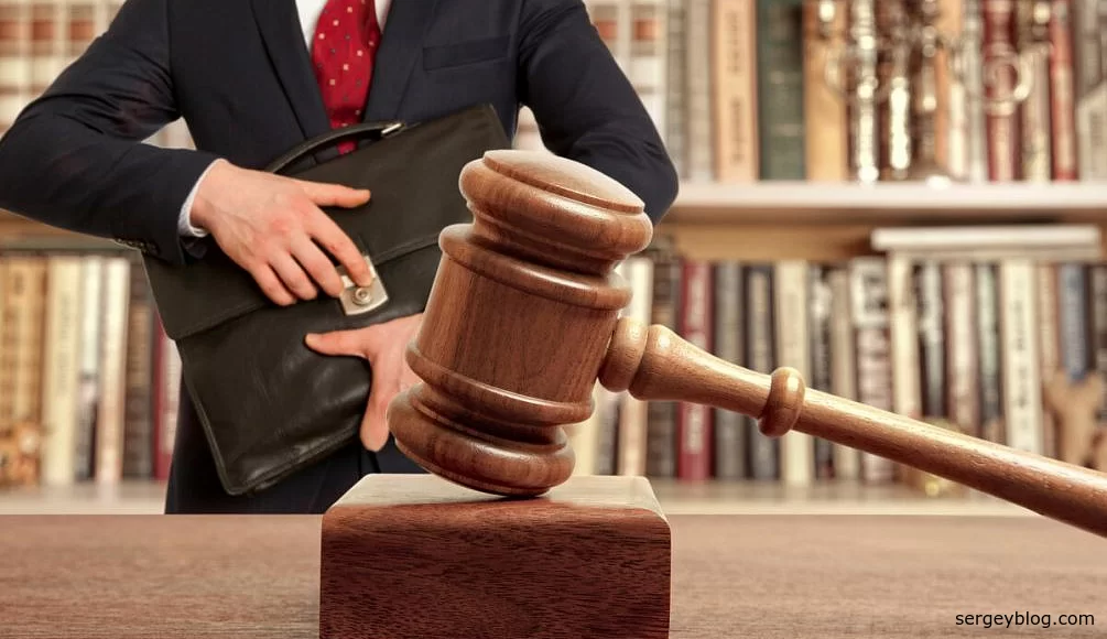 Как найти хорошего юриста или адвоката для суда