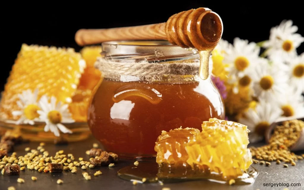 Чистая правда про мед и его свойства